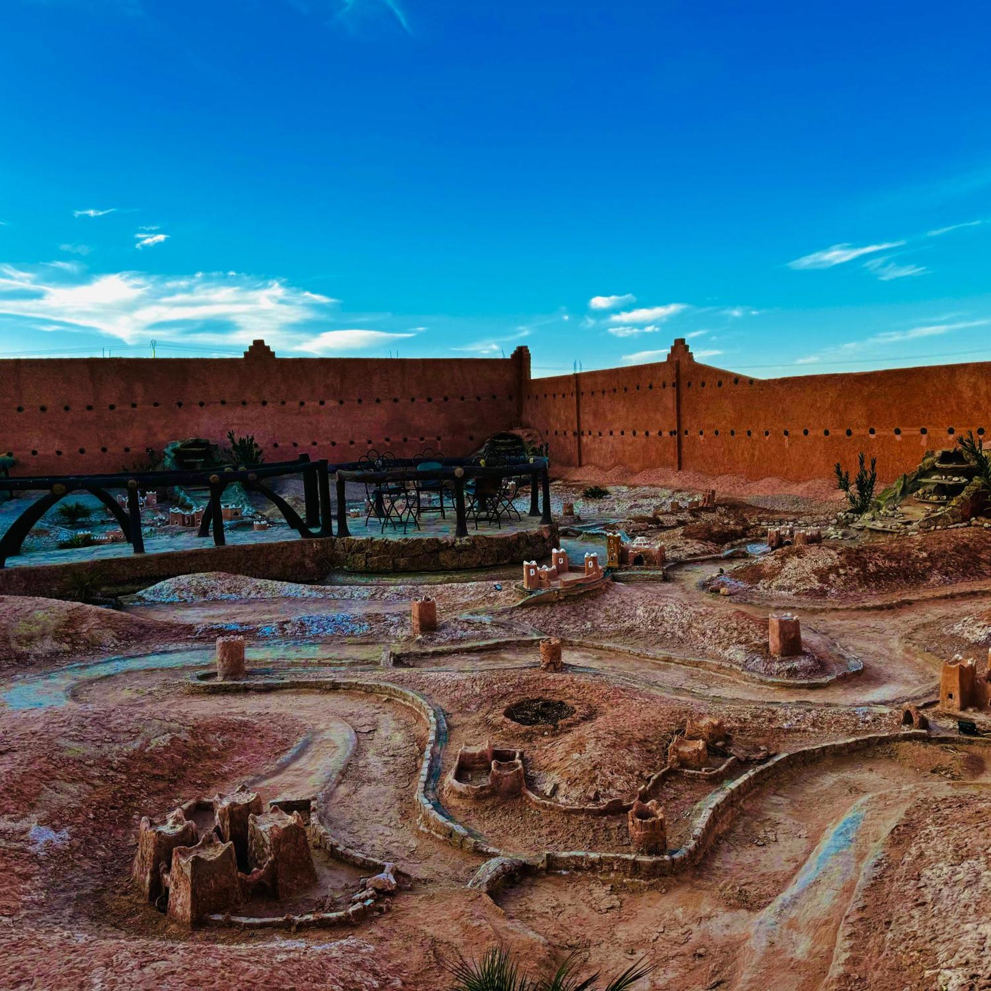 Bed and Breakfast Complexe L'Oasis Erfoud Esterno foto